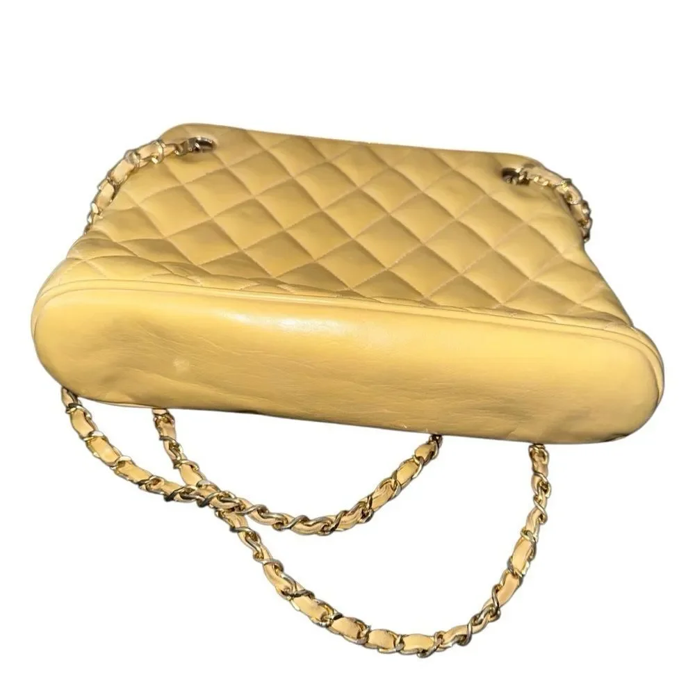 CHANEL Yellow Quilted Shoulder Bag with Chain Strap - Picture 5 of 16